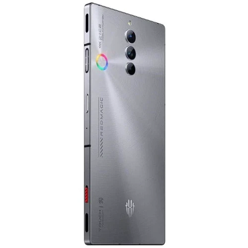 Смартфон ZTE Nubia Red Magic 8S Pro 16/512GB Platinum: Оперативная память 16 ГБ