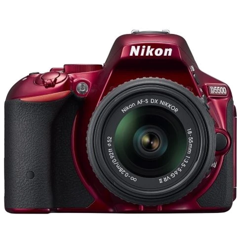 Nikon D5500 Kit (18-55mm) VR II Red: Тип матрицы CMOS