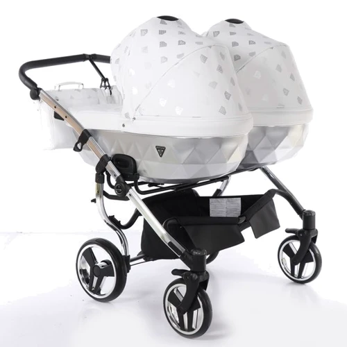 Универсальная коляска для двойни 2 в 1 Junama Glow Duo 03, белый с серебристым (J-G-DUO-03): Ширина шасси 94 см