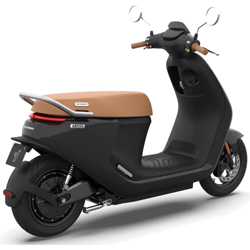 Електроскутер Segway-Ninebot E125S, Black фото 8
