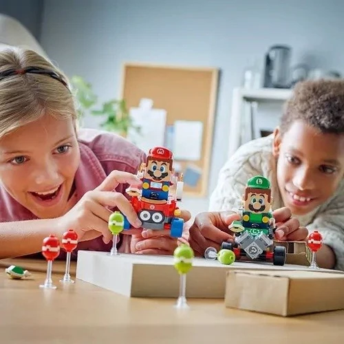 Конструктор LEGO Super Mario Kart Baby Mario vs. Baby Luigi 321 деталей (72034) фото 13