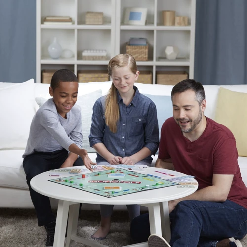Настільна гра Hasbro Monopoly російською мовою (C1009) фото 7