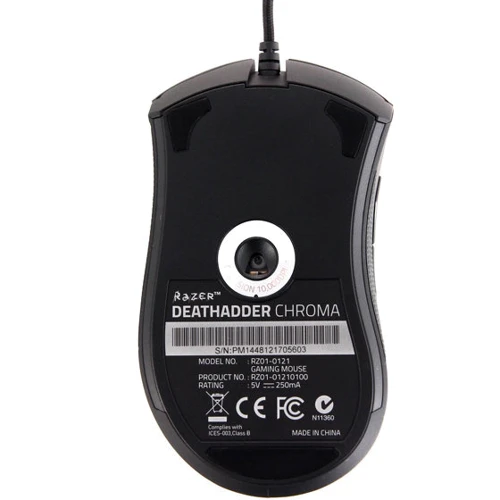 Razer DeathAdder CHROMA (RZ01-01210100) Grade C Refurbished: Причина уцінки Б/У, значительные следы использования, потетрости, царапины, засветы, пятна, которые не мешают отобр