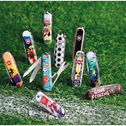 Мультитул Victorinox Classic LE Swiss Wrestling 58мм/7функцій/кольоровий (0.6223.L2009): Кількість функцій 7