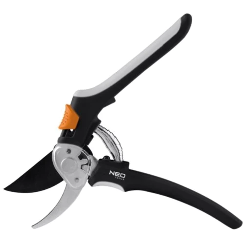 Секатор Neo Tools 15-204