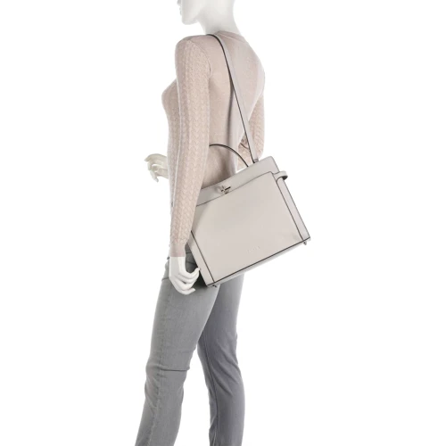 Женская сумка тоут Furla Narciso М Tote молочная (WB00458BX03930833S): Застежка Механическая