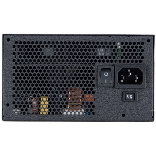 Блок питания Chieftronic 750W (GPU-750FC): Модульные (съемные) кабеля Есть