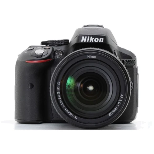 Nikon D5300 Kit (18-140mm) VR: Оптический зум 8x