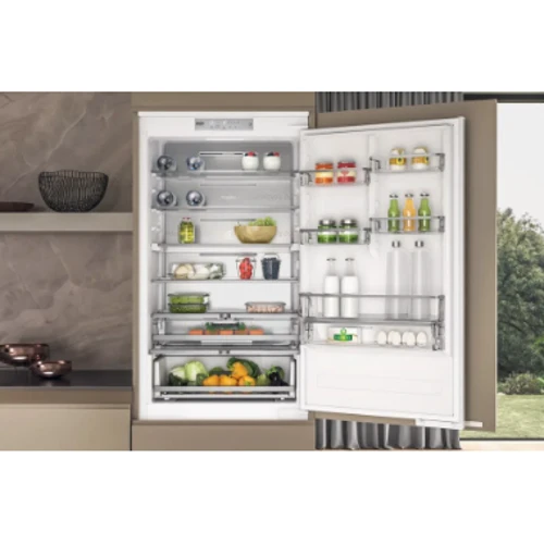 Вбудовуваний холодильник Whirlpool WH SP70 T241 P: Об'єм холодильної камери, л 295
