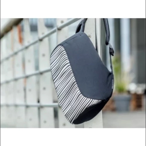 Женский рюкзак антивор XD Design Bobby Compact 14" Zebra черно-белый (P705.651): Материал Полиэстер