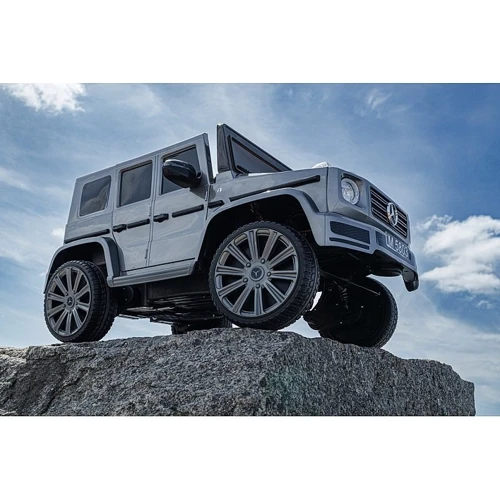 Дитячий електромобіль Bambi Mercedes сірий (M 5803EBLRS-11)