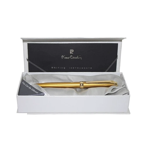 Ручка кулькова Pierre Cardin TRAVELLER (4110BP): Виробник Pierre Cardin