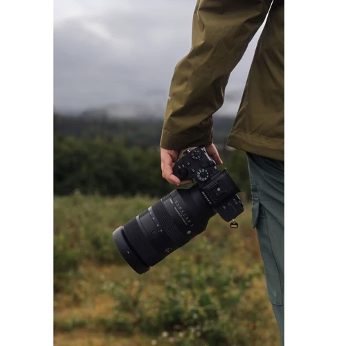 Объектив для фотоаппарата Sigma AF 28-105mm f/2.8 DG DN Art for Sony E: Диафрагма при мин./макс. фокусном расстоянии f/2.8