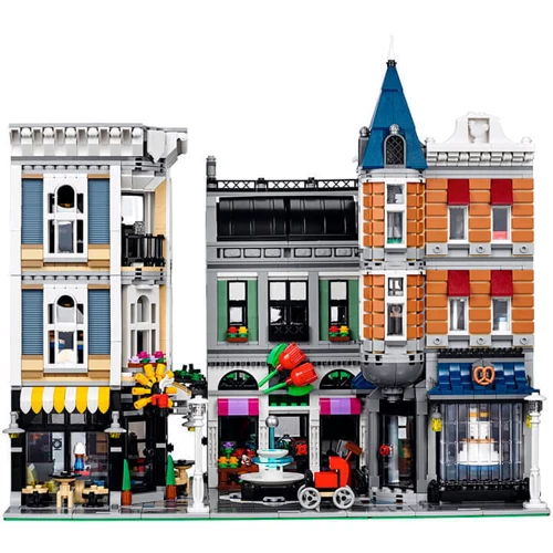 LEGO Creator Городская площадь (10255): Количество деталей, шт. 4002