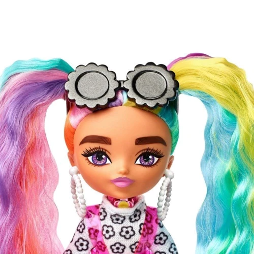 Миникукла Barbie Экстра Леди-радуга (HHF82): Высота, см 14