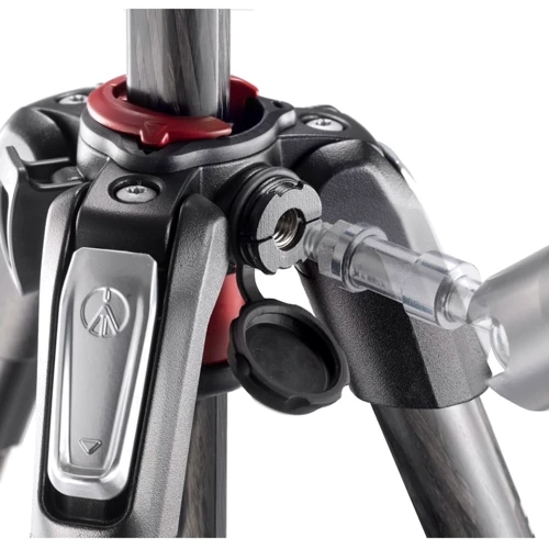 Manfrotto MT190CXPRO4 Carbon Fiber Tripod: Максимальная высота 160 см