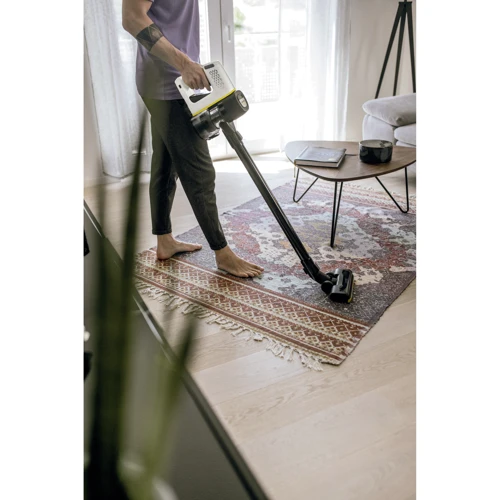 Пилосос Karcher VC 4 Cordless myHome Pet (1.198-633.0): Вага 2.35 кг