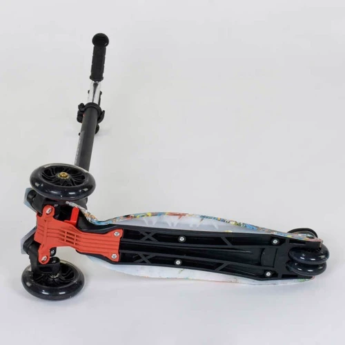 Самокат MAXI "Best Scooter" 4 колеса PU, світло, трубка керма алюмінієва Black / Multicolored (74477): Тип коліс литі