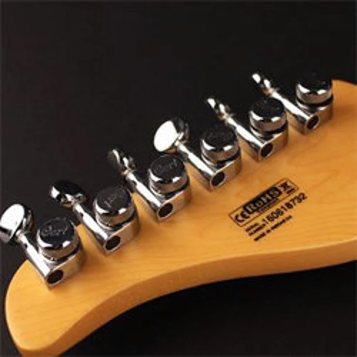 Электрогитара CORT G280DX JSS: Форма корпуса Stratocaster