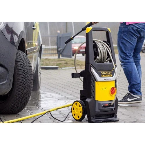 Минимойка высокого давления Stanley FATMAX SXFPW21MPE: Габариты 360х340х835 мм