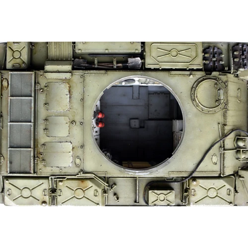 Сборная модель MiniArt Советский средний танк Т-44 M (MA37002) фото 15