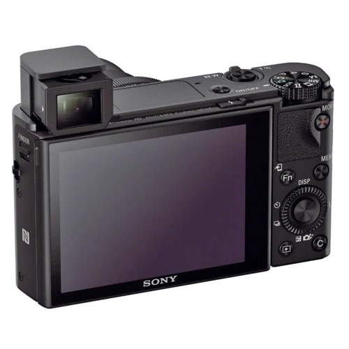 Sony DSC-RX100 M3: Розмір матриці 1" (13,2 x 8,8mm)