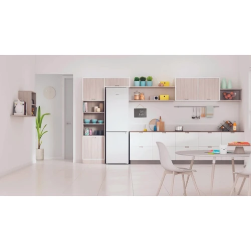 Холодильник Indesit INFC9 TI22W: Управление электронное