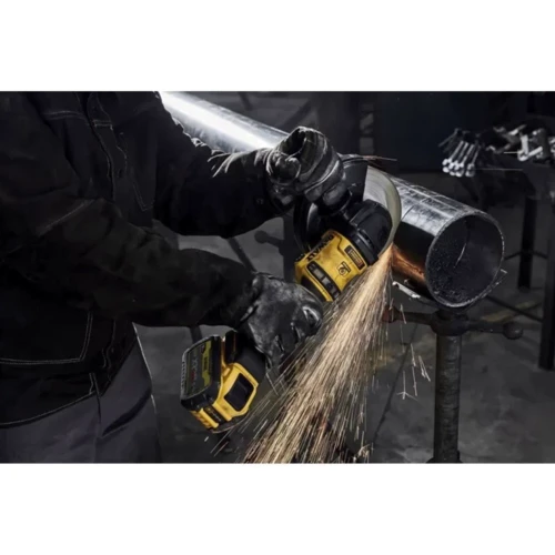 Болгарка (Угловая шлифовальная машина) DeWALT DCG440N UA (без АКБ и ЗУ): Потребляемая мощность 2300 Вт