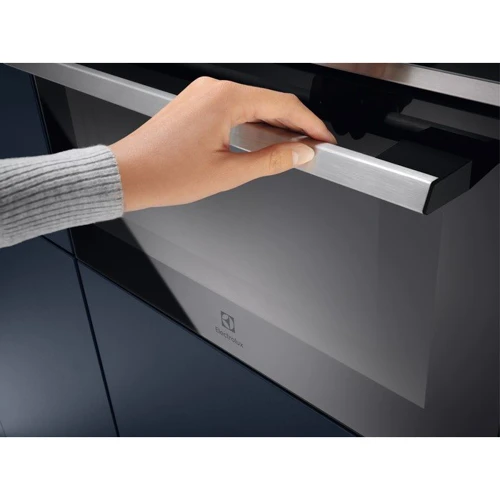 Вбудовувана мікрохвильова піч Electrolux EVM8E08X: Гриль нет