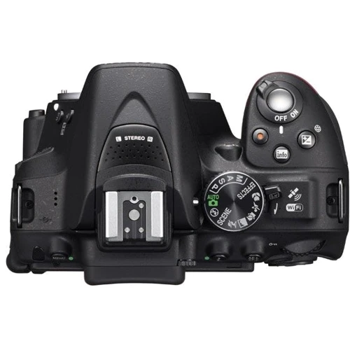 Nikon D5300 Kit (18-105mm) VR Официальная гарантия: Количество мегапикселей 24.2
