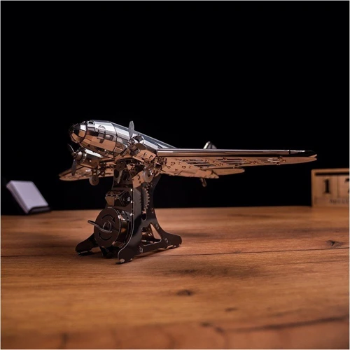 Коллекционная модель-конструктор Metal Time Remarkable Douglas Самолет DC-3 (MT057) фото 5