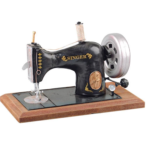 Фигурка декоративная Lefard Швейная машинка Singer 25х14х17 см (784-048)