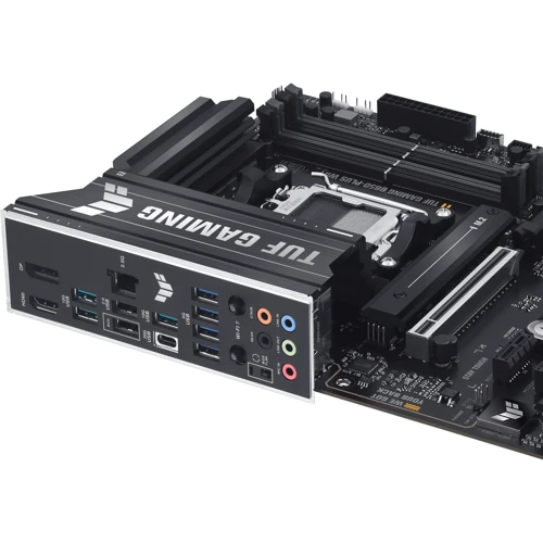 ASUS TUF GAMING B850-PLUS WIFI UA: Разъемы на плате USB 3.2 Gen 2, USB 3.2 Gen 1, USB 2.0, M.2, PCI Express x1, SATA 3.0