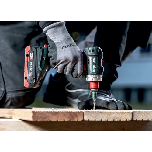 Шуруповерт Metabo BS 18 L BL Q MetaLoc (602327840): Тип инструмента безударный