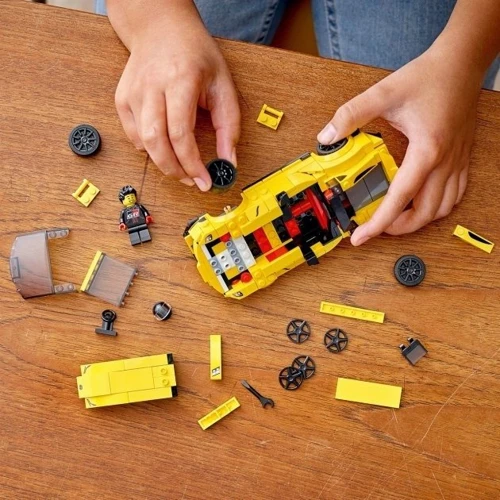 Конструктор LEGO Speed Champions Toyota GR Supra 299 деталей (76901): Количество деталей, шт. 299