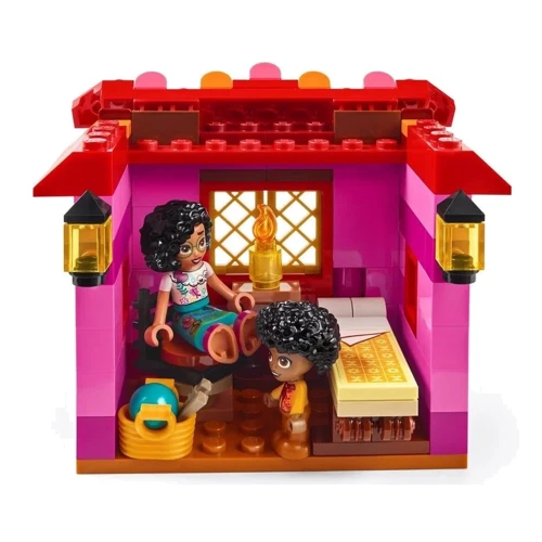 Конструктор LEGO Disney Чарівний дім Мадрігал 1560 деталей (43245) фото 6