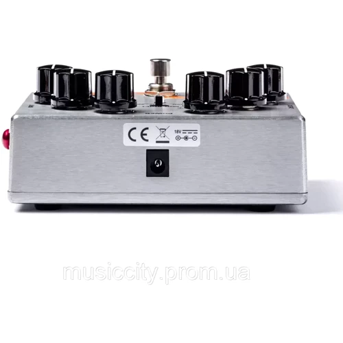 Педаль гітарних ефектів Педаль эффектов DUNLOP M181 MXR BASS BLOW TORCH: Принцип дії Аналоговий