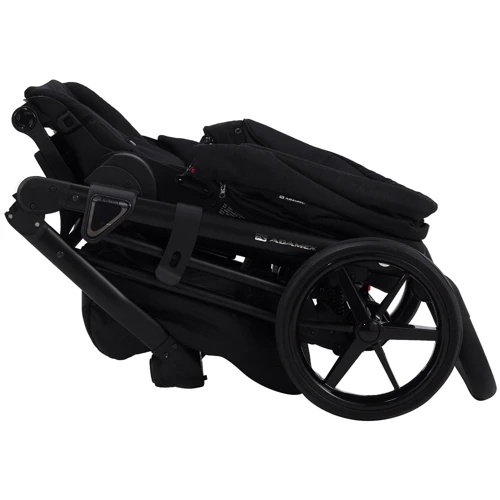 Коляска 2 в 1 Adamex Gallo Thermo GA-12 black diamond: Возможность установки люльки есть