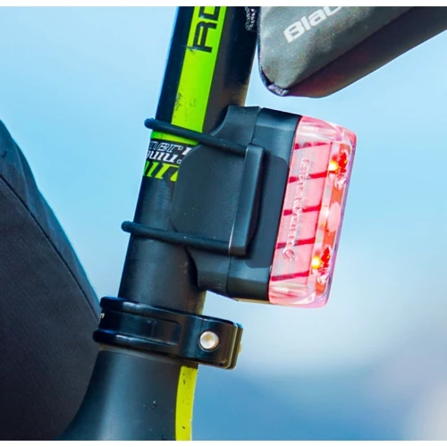 Мигалка задняя Blackburn Dayblazer 125 125люм/4реж черный 78г (7097042)