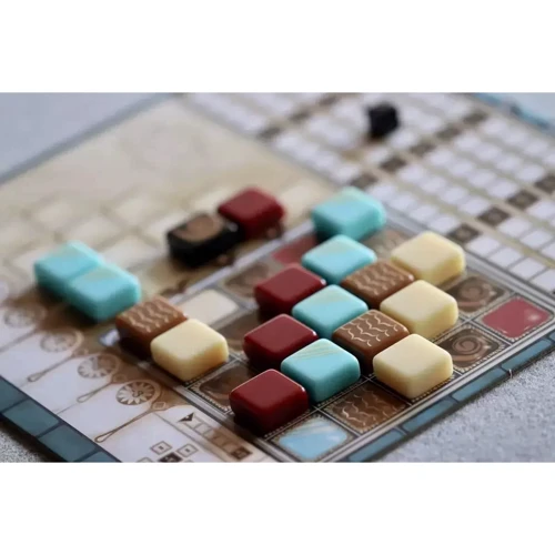 Настільна гра Plan B Games Azul: Master Chocolatier Майстер Шоколатьє рус. QR-код QR-код укр. правил (NMG60110EN): Виробник Plan B Games