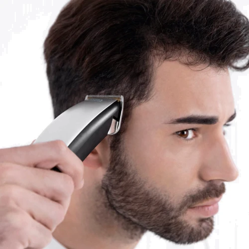 Машинка для стрижки Cecotec Bamba Precision Care Power Blade Titanium (CCTC-04232): Потужність 7 Вт