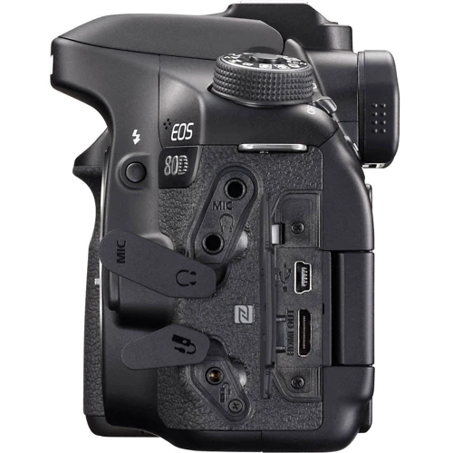 Canon EOS 80D kit (18-135mm) IS STM: Розмір дисплея 3"
