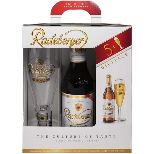 Подарочный набор пива Radeberger светлое фильтрованное 4.8% 5х0.33 л + бокал 0.2 л (4053400184043)
