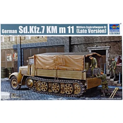 Модель Trumpeter Немецкий полугусеничный тягач Sd.Kfz.7 поздний (бортовой) (TR01507)