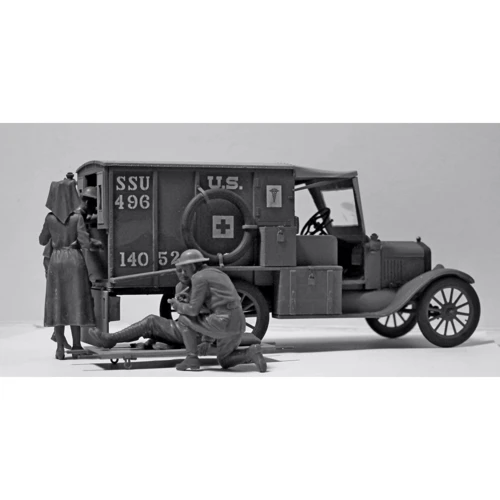 Санитарный автомобиль: Модель Т 1917г. с медицинским персоналом США, Ambulance with US Medical Personnel(ICM35662): Масштаб 1:35