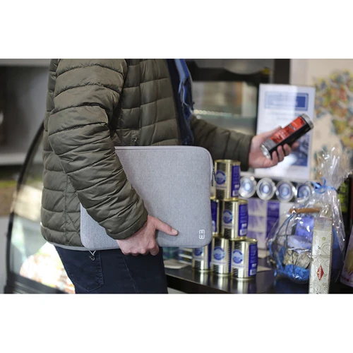 MW Basics 2Life Sleeve Case Black/Whitel (MW-410139) для MacBook 13": Матеріал поліуретан