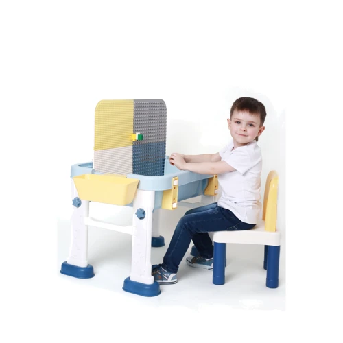 Конструктор-стол игровой и стульчик GT-15 Microlab Toys: Особенности наличие стульчика
