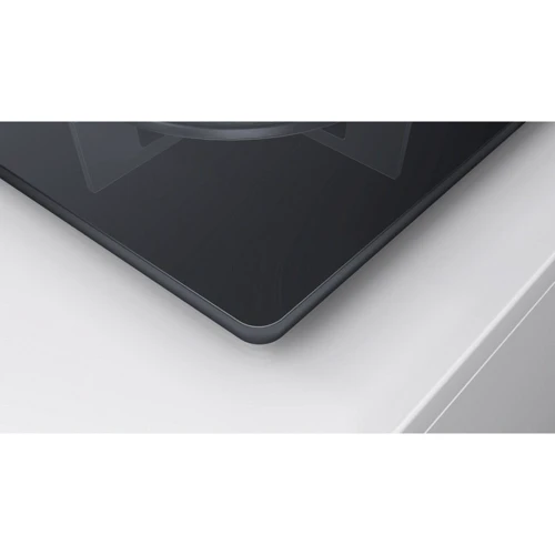 Варильна поверхня газова Bosch POH6C6B11O: Кількість конфорок 4
