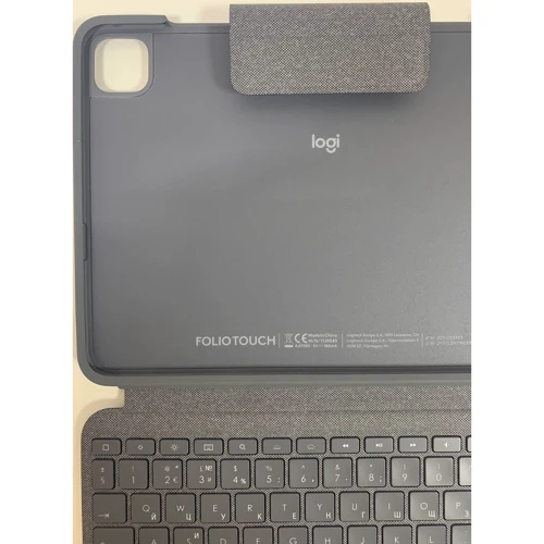 Logitech Folio Touch Case Backlit Keyboard with Trackpad Oxford Grey (920-009751) for iPad Pro 11" (2018-2021) (Аксессуары для iPad)(2032LZN092K9)(Stylus Approved) фото 3