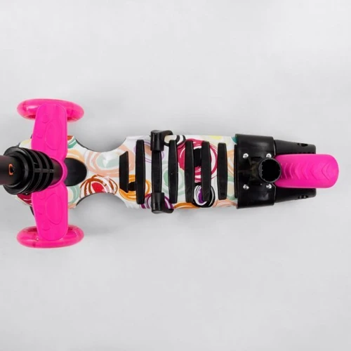 Самокат Best Scooter с защитным бампером розовый (S 9845): Материал колес полиуретан